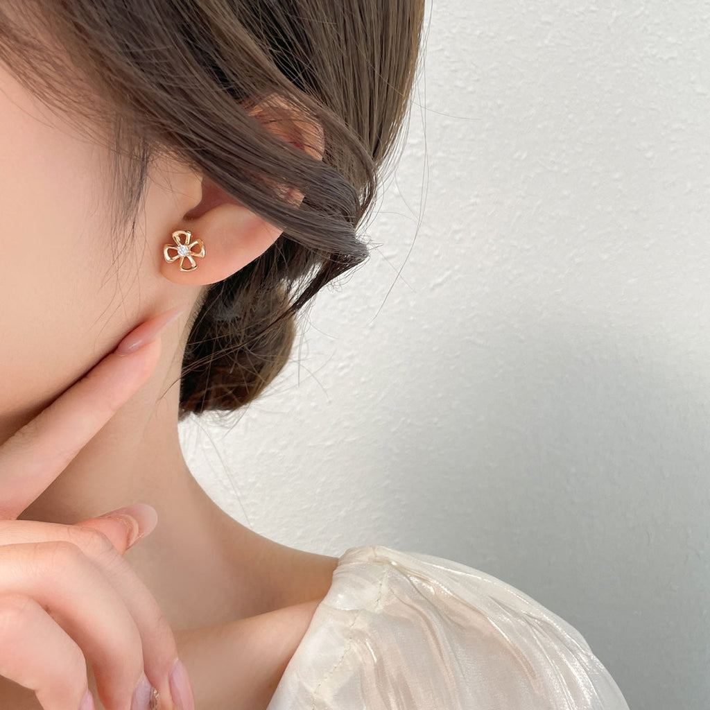 Bvlgari Fiorever Mini Cubic Zirconia Stud Earrings