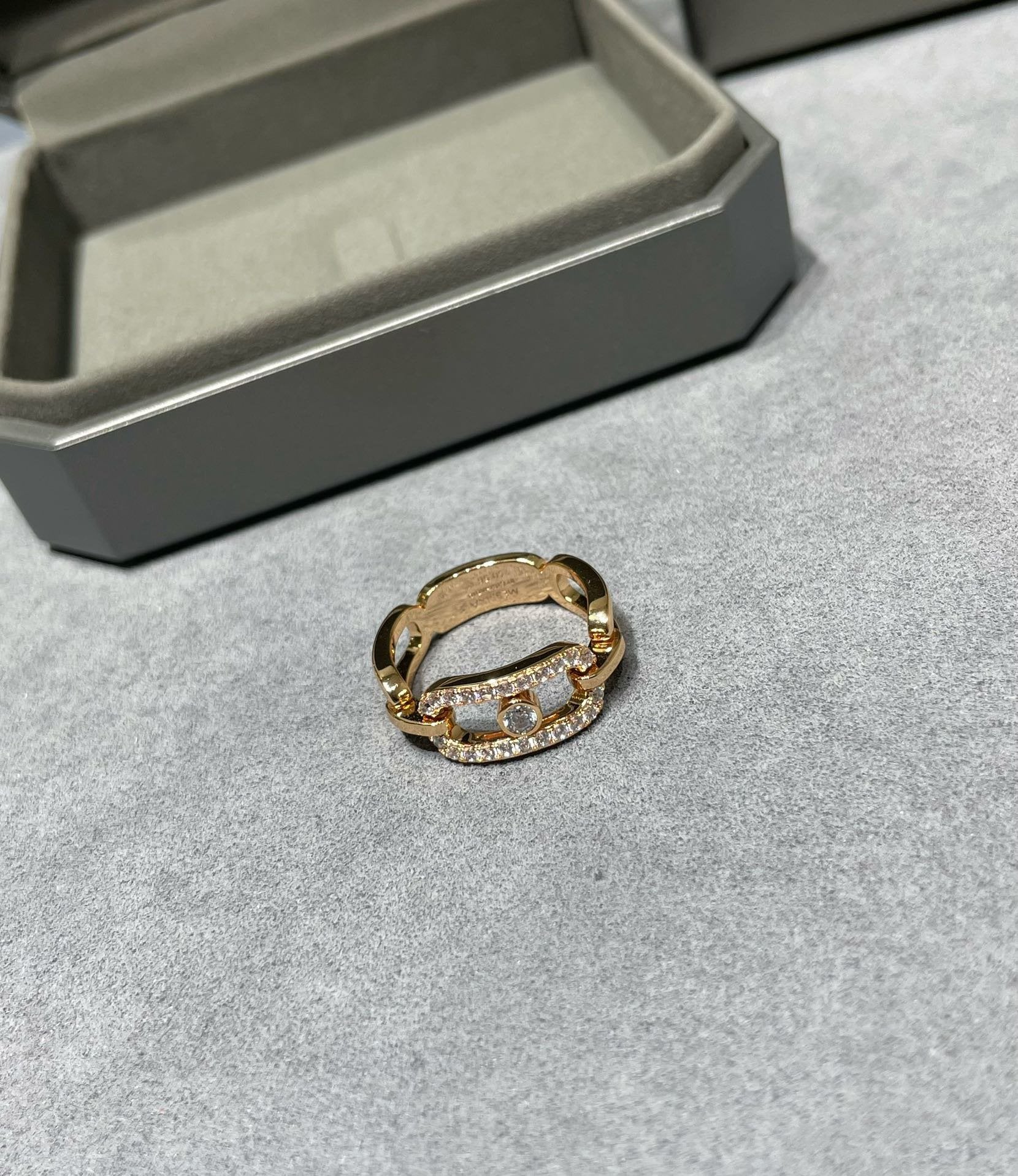 Messika Move Link Cubic Zirconia Paved Ring
