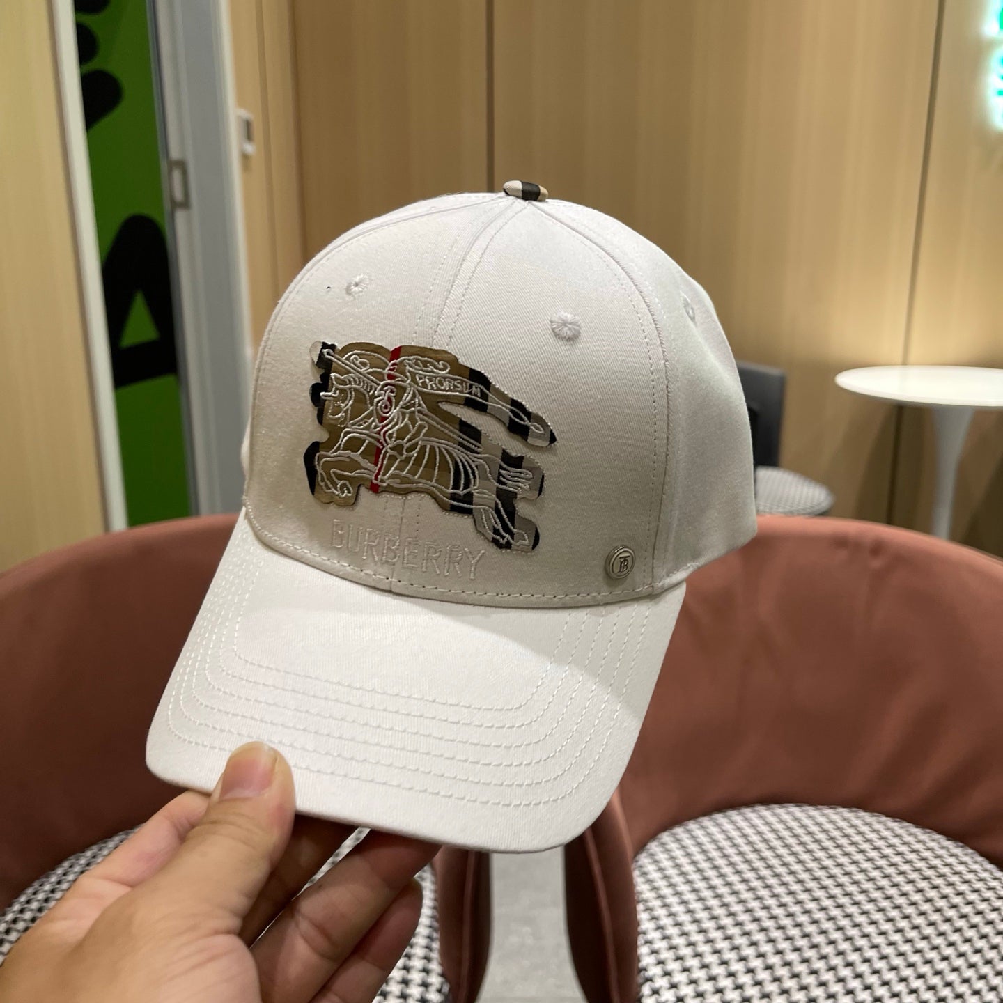 Premium Embroidered Baseball Cap - Unisex Cotton Streetwear Hat